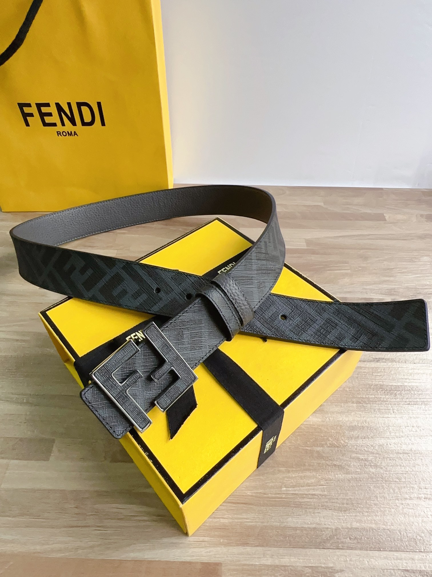 Fendi Belt – Montanamode