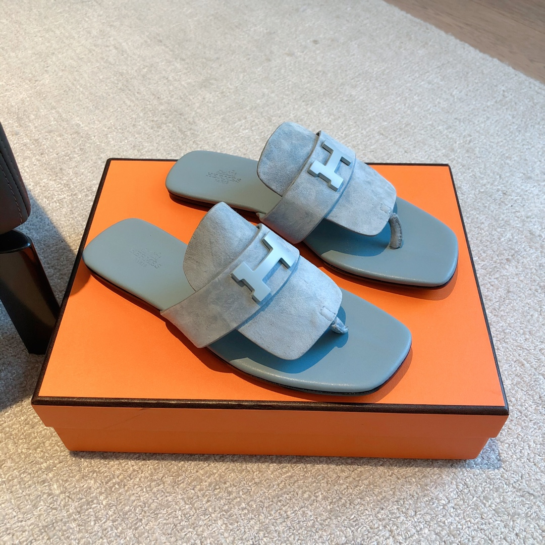 Hermes Sandels – Montanamode