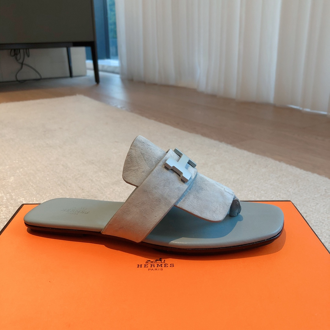 Hermes Sandels – Montanamode