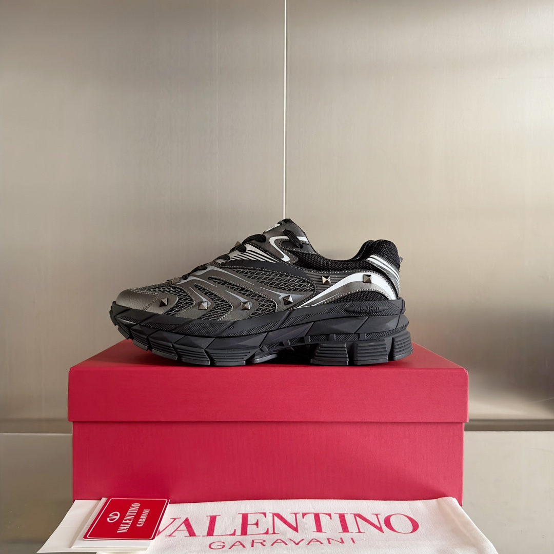 Valentino Sneakers – Montanamode