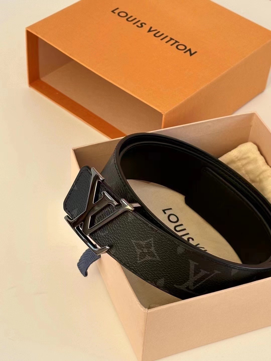 Louis Vuitton Belt – Montanamode
