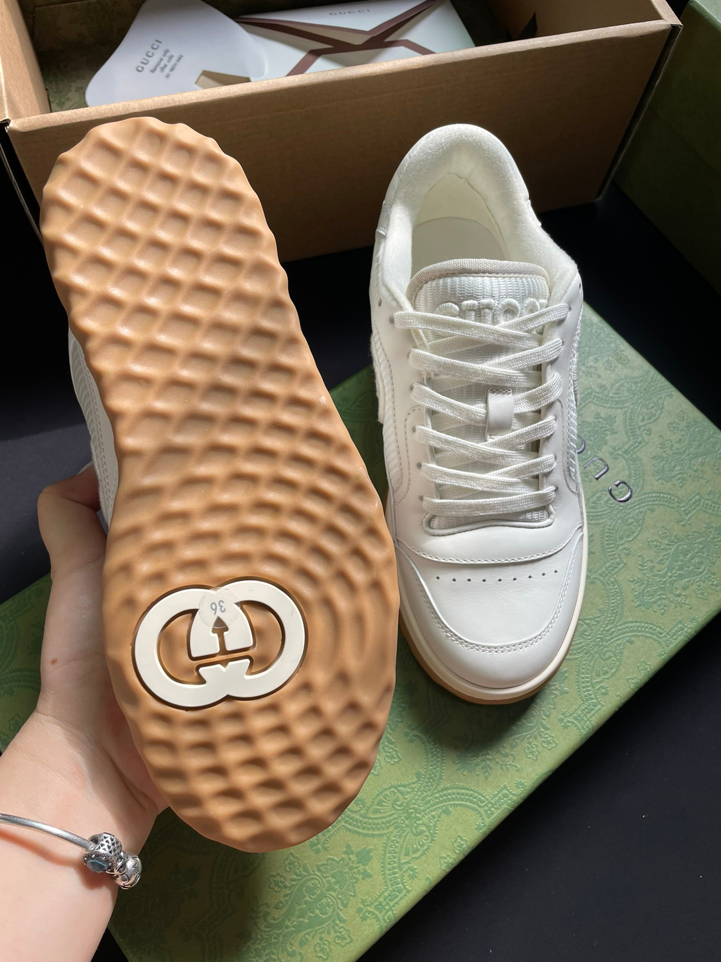 Gucci Sneakers – Montanamode