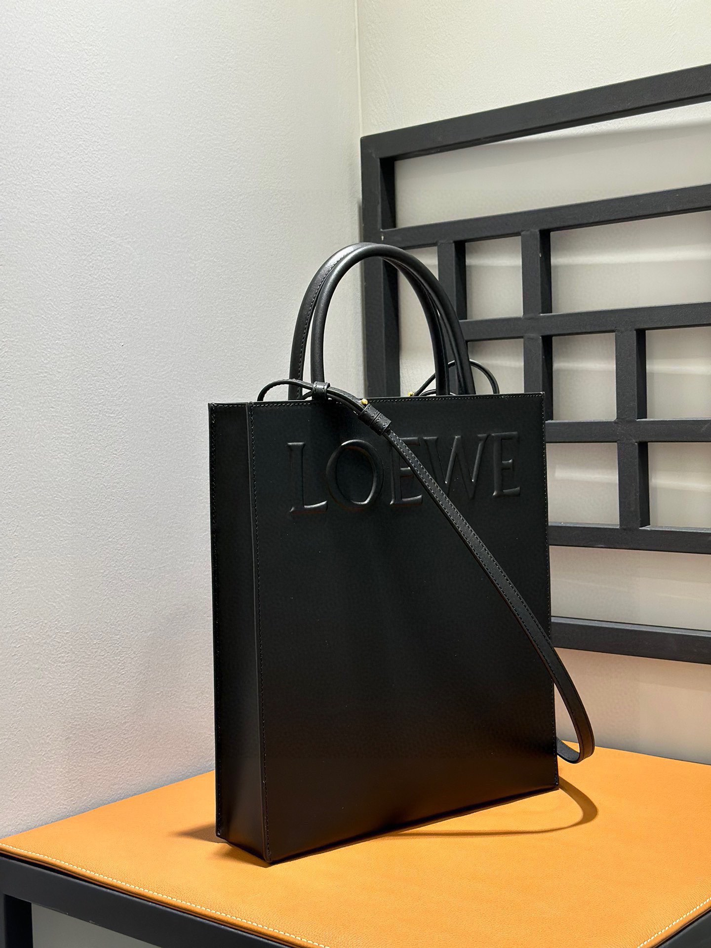 Loewe Bag – Montanamode