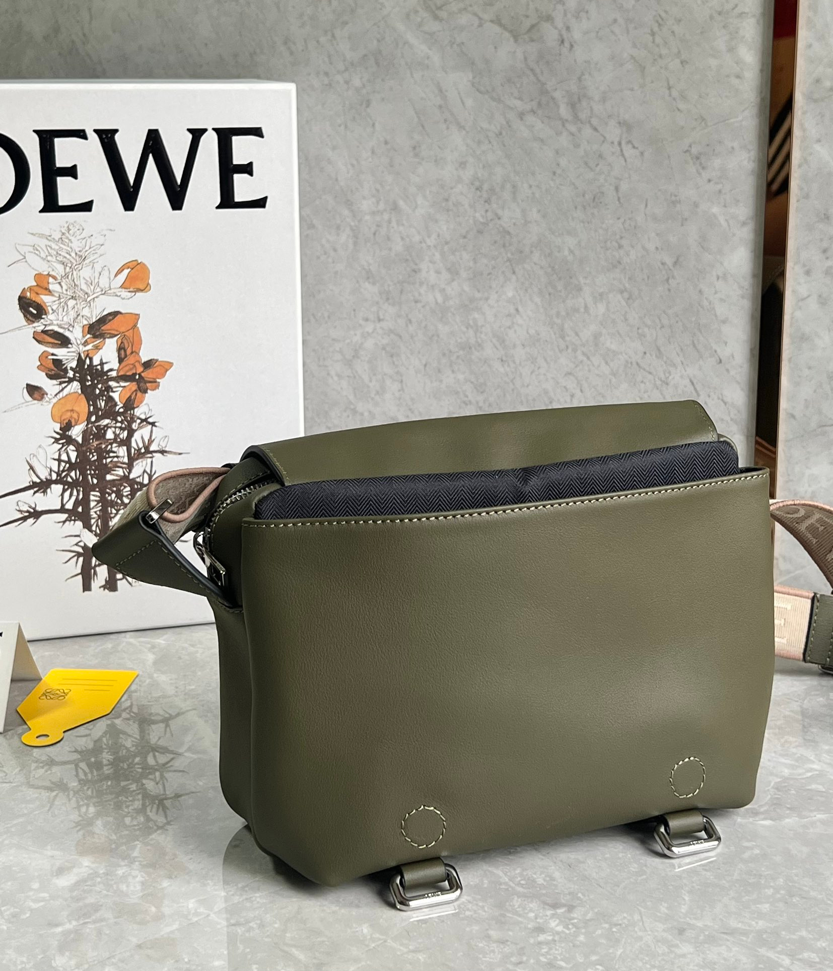 Loewe Bag – Montanamode