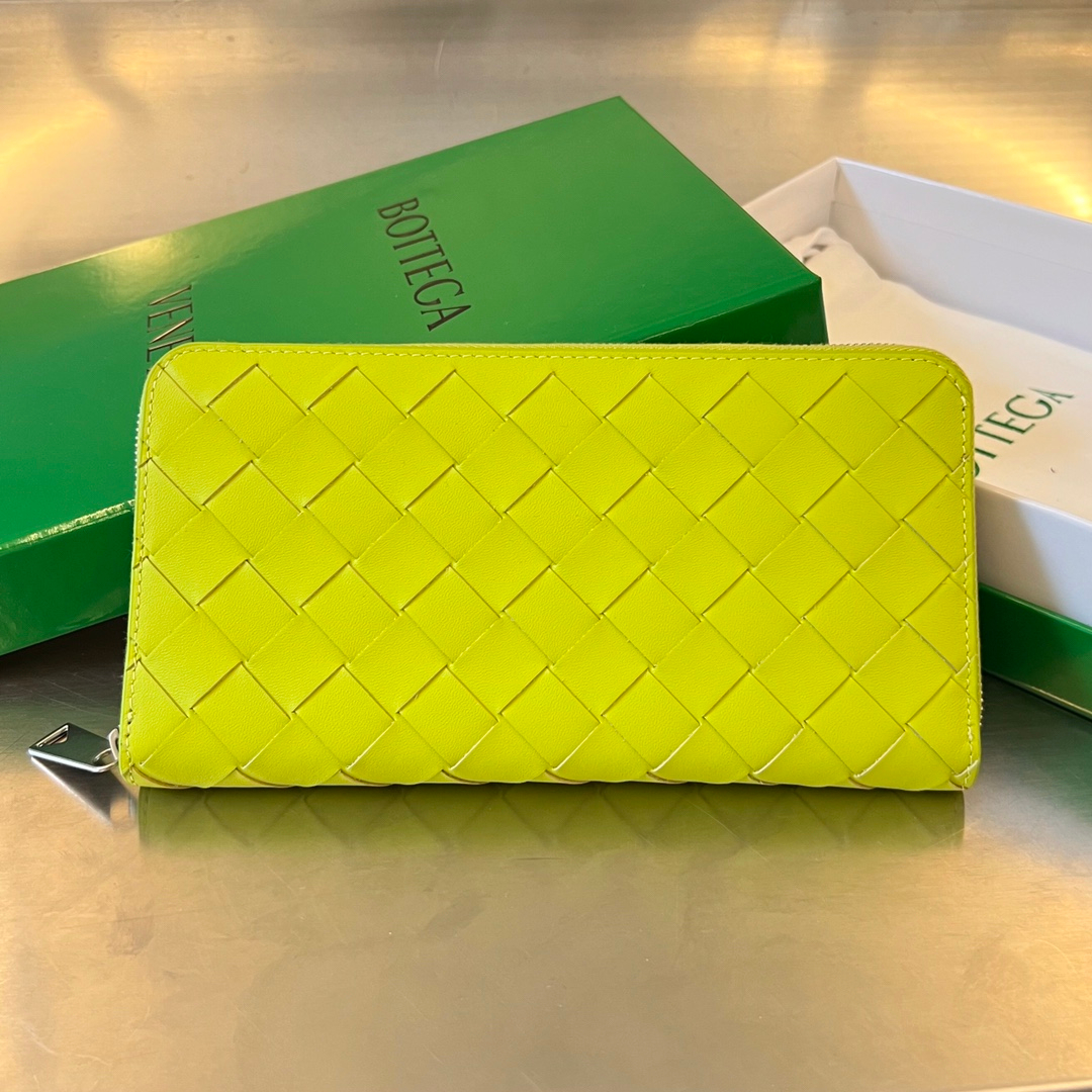 Bottega Veneta Wallets – Montanamode