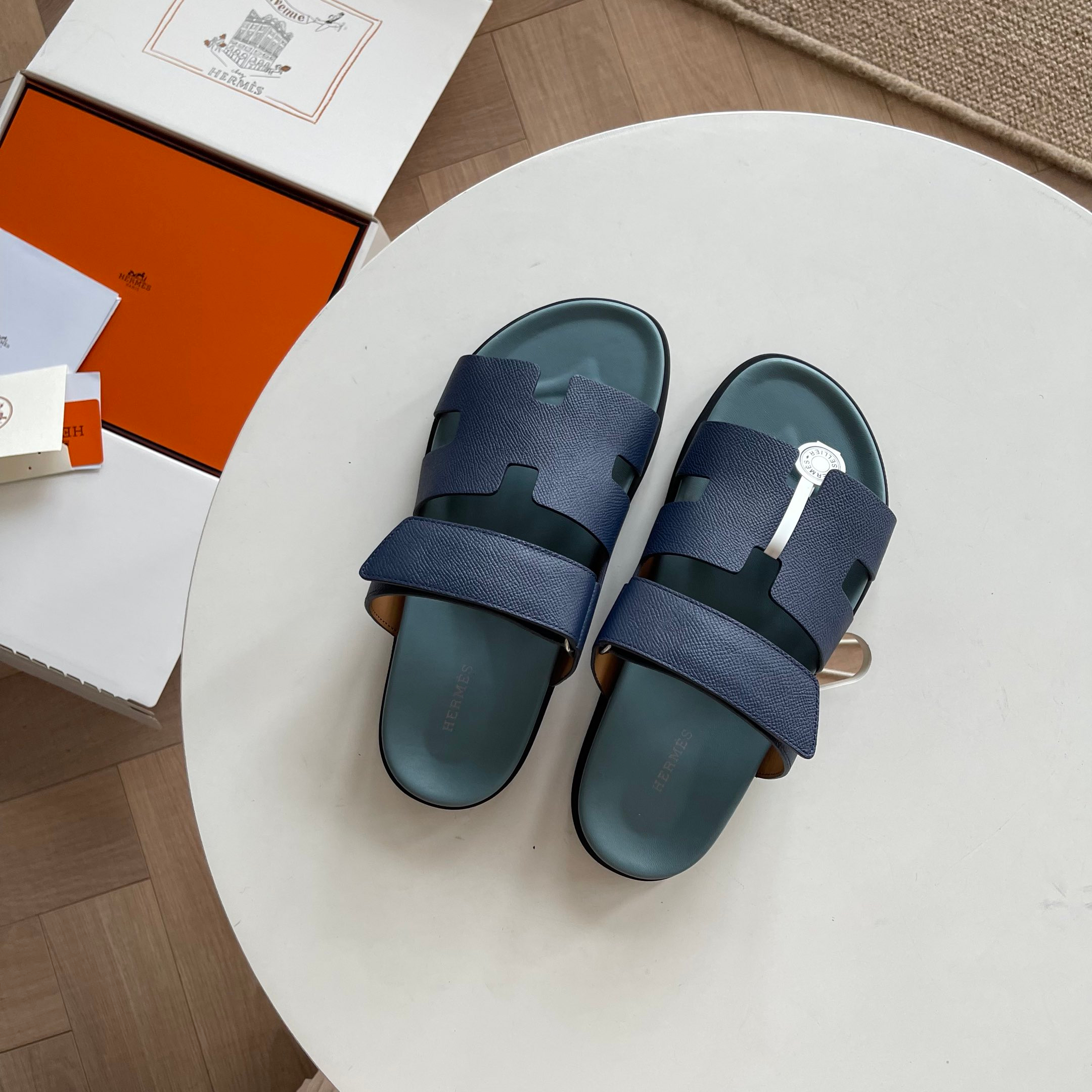 Hermes Sandals – Montanamode