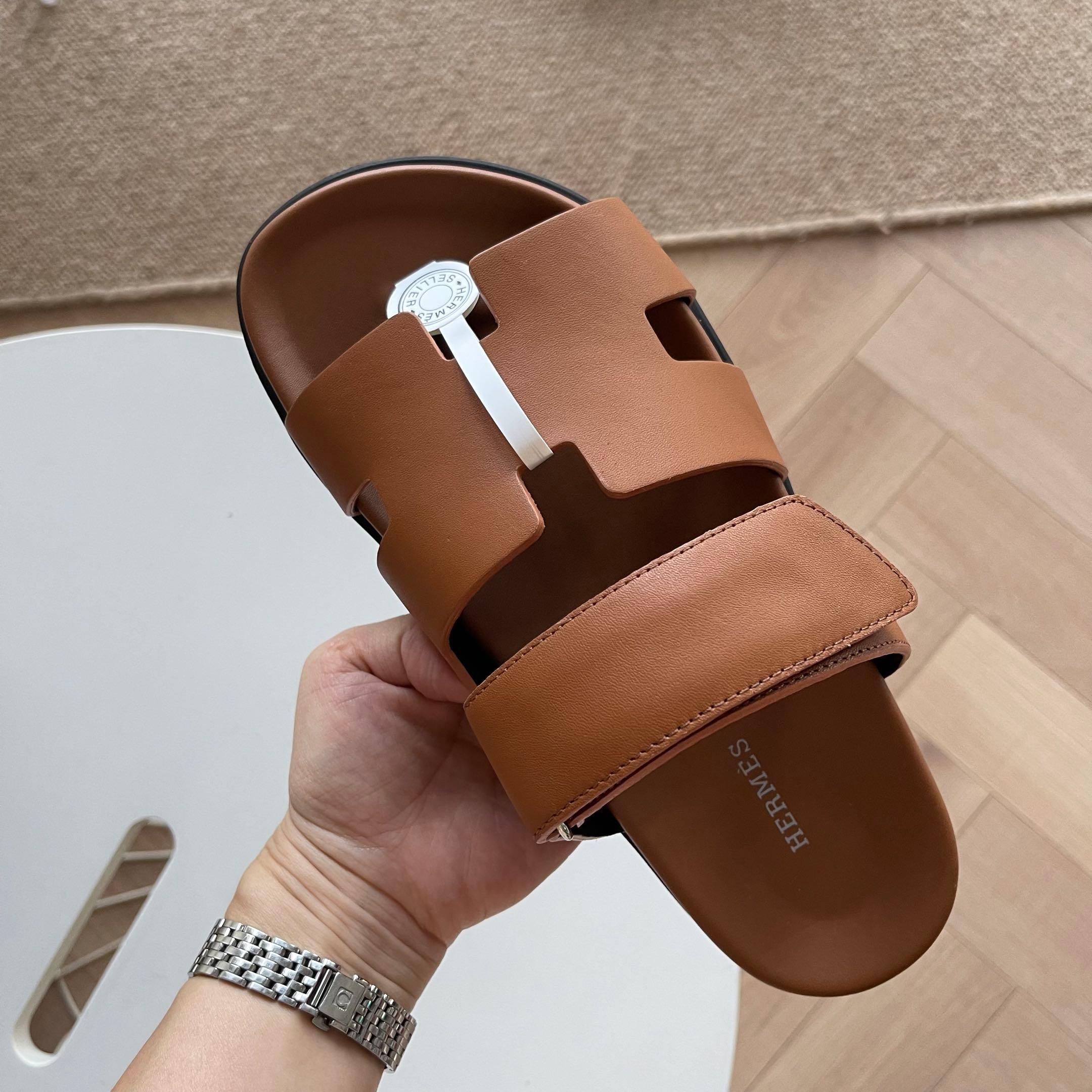 Hermes Sandels – Montanamode