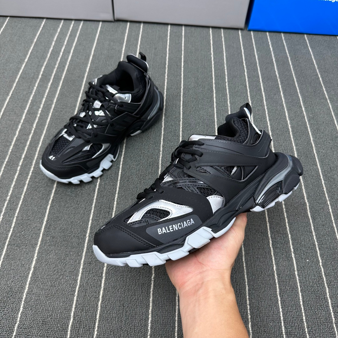 Balenciaga Sneakers – Montanamode