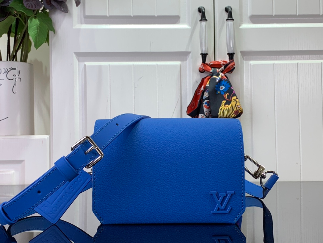 Louis Vuitton Bag – Montanamode