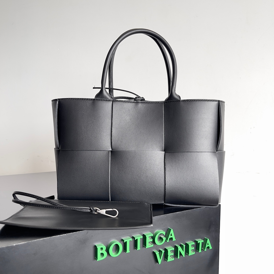 Bottega Veneta Bag – Montanamode