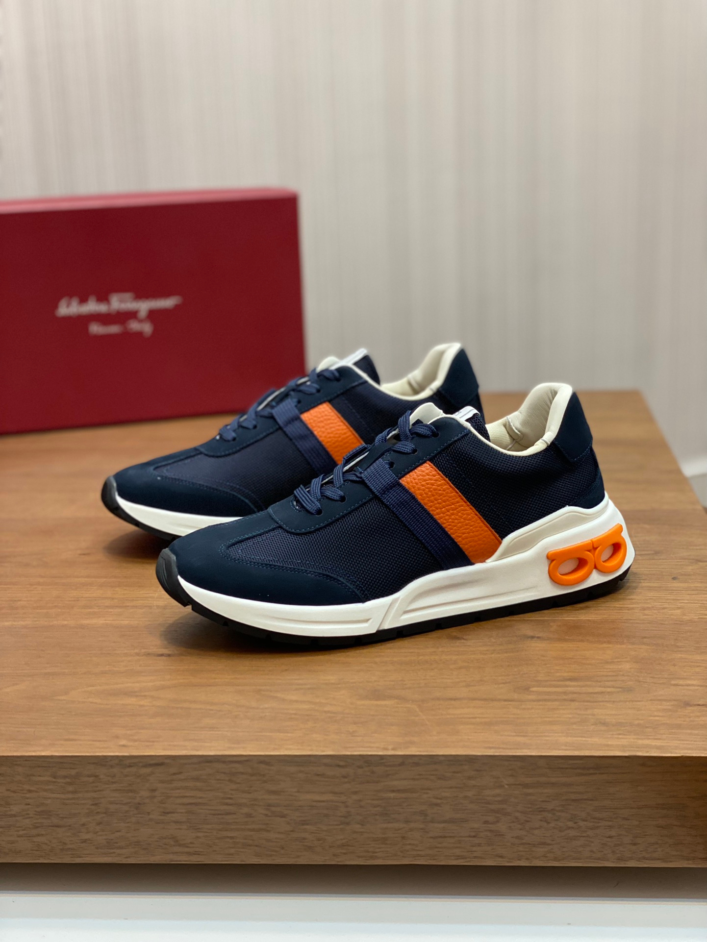 Ferragamo Sneakers – Montanamode