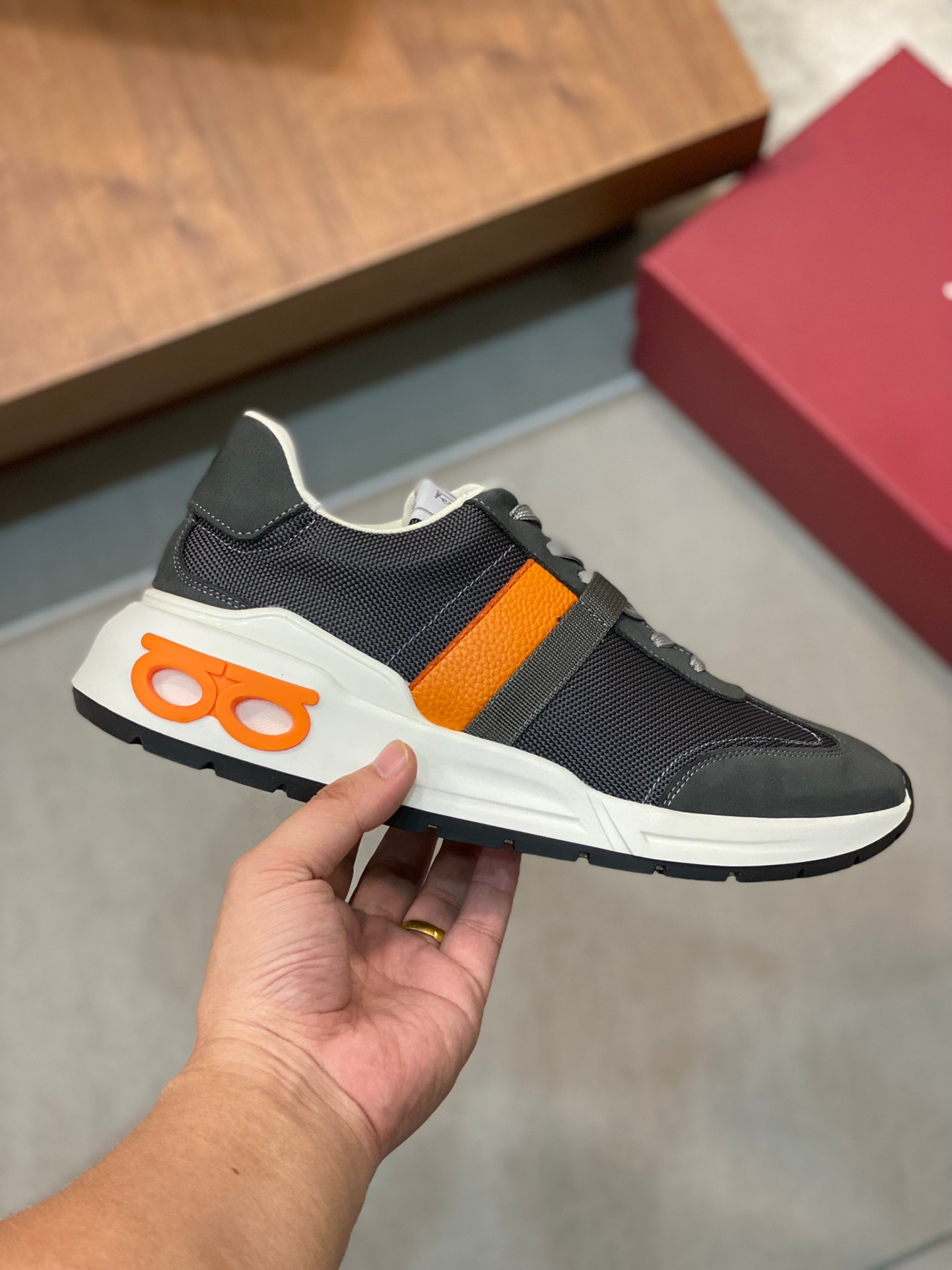 Ferragamo Sneakers – Montanamode