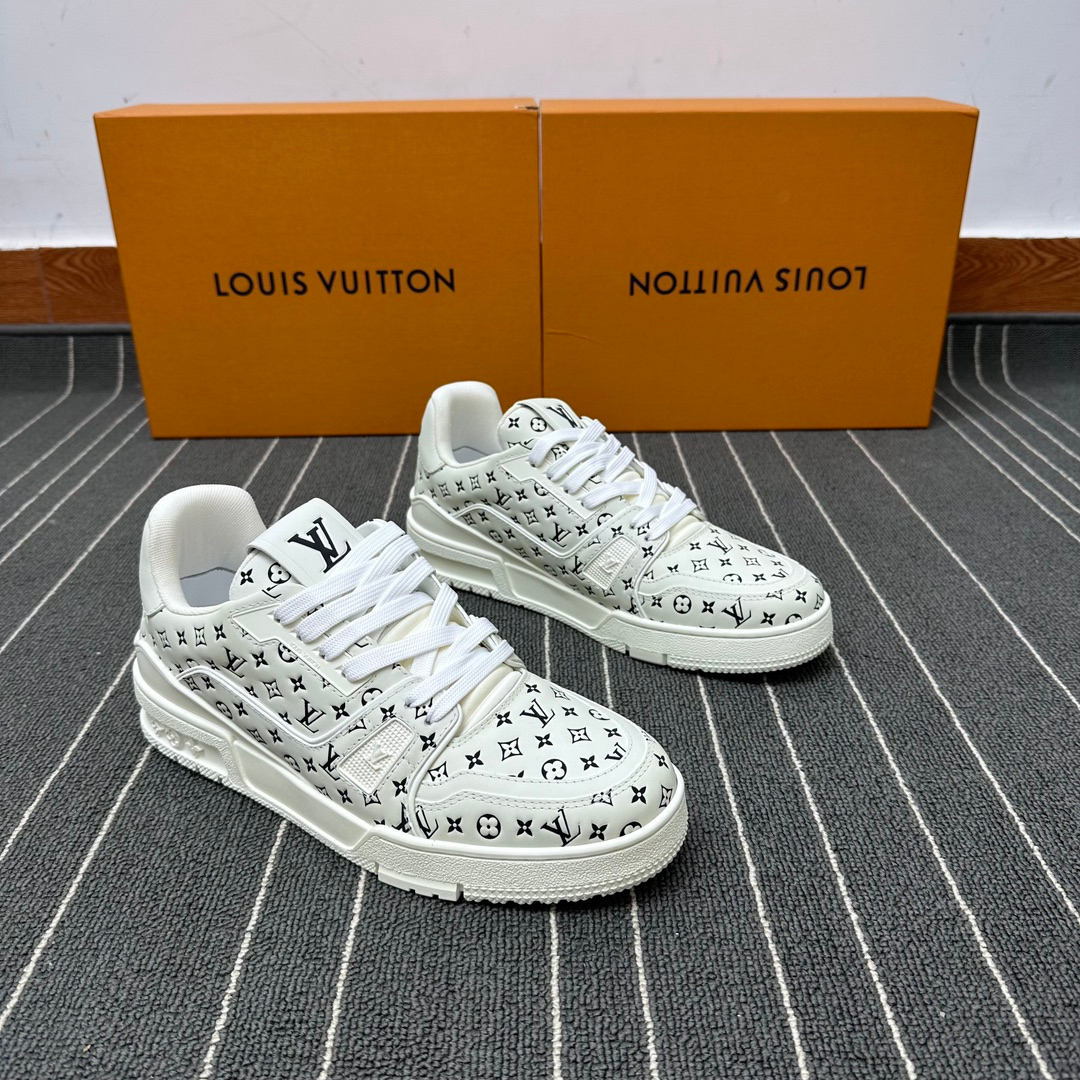 Louis Vuitton Sneakers – Montanamode