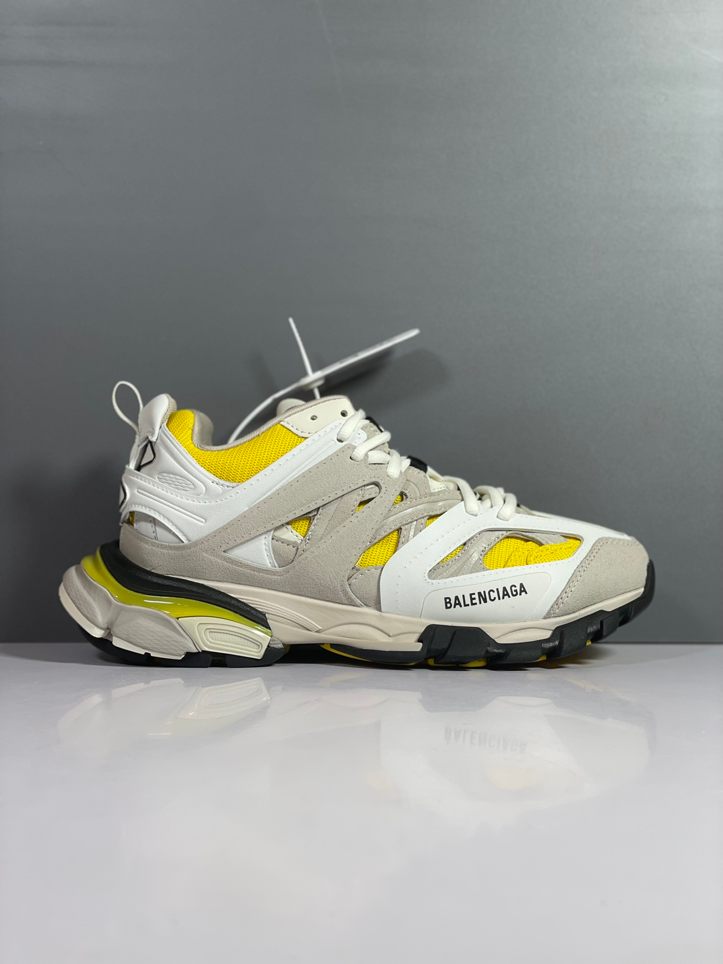 Balenciaga Sneakers – Montanamode
