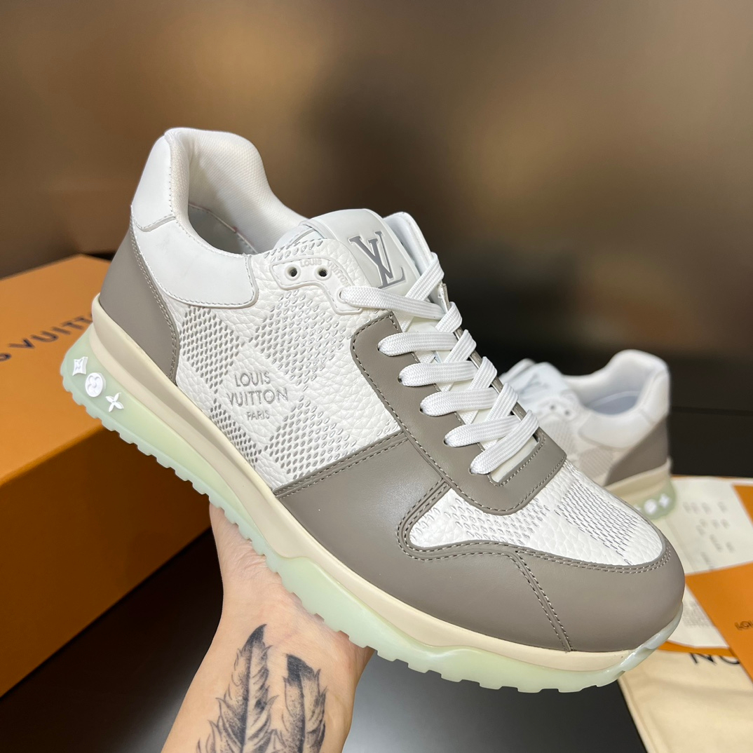 Louis Vuitton Sneakers – Montanamode
