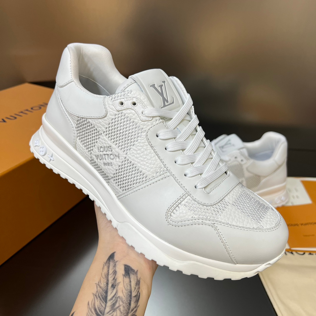 Louis Vuitton Sneakers – Montanamode