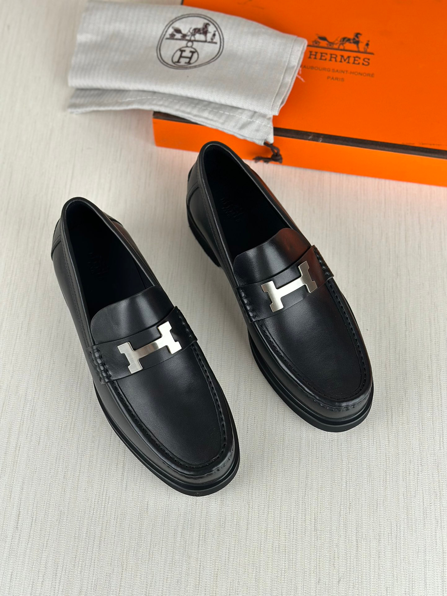 Hermes Sneakers – Montanamode