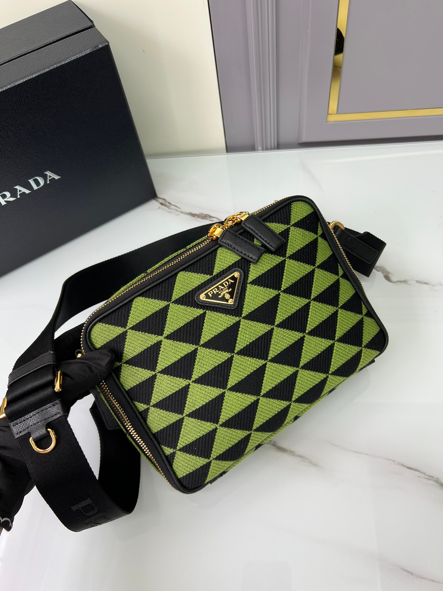 Prada Bag – Montanamode
