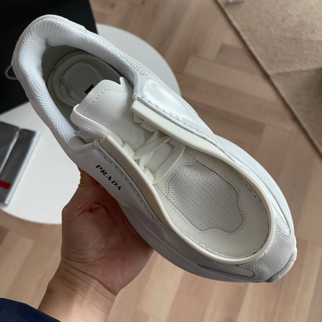 Prada Sneakers – Montanamode