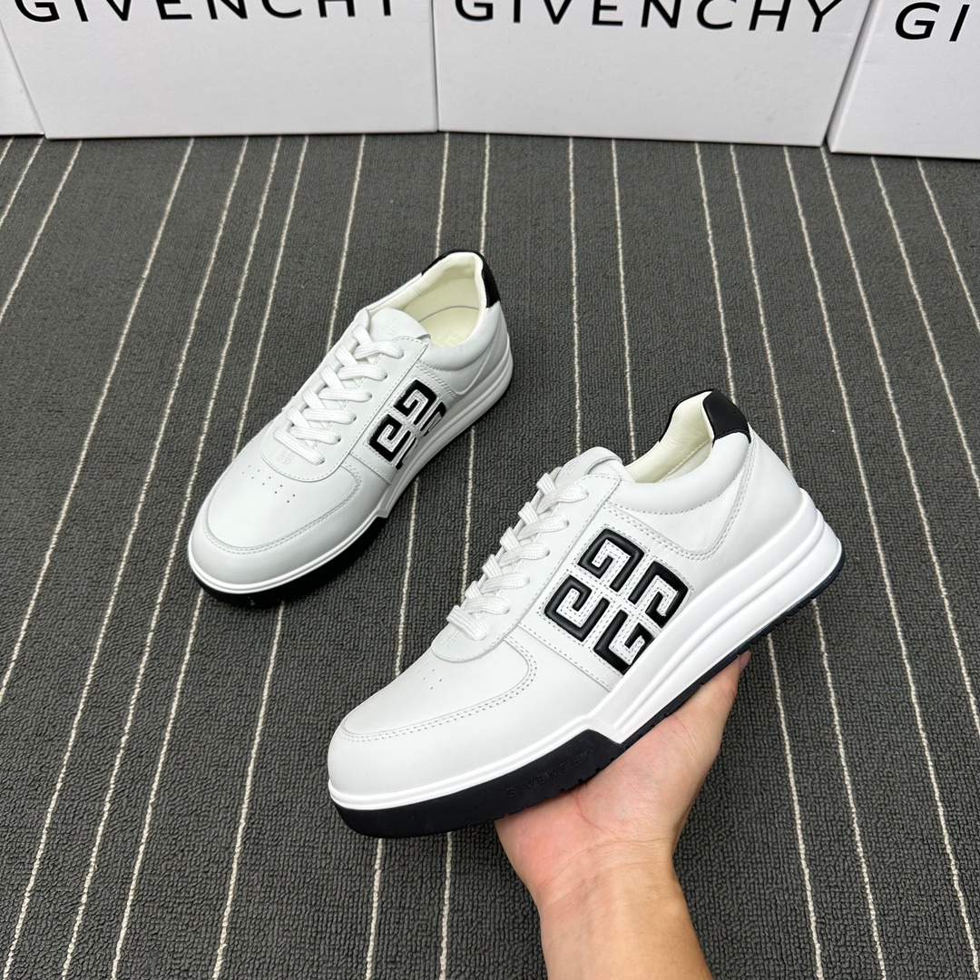 Givenchy Sneakers – Montanamode