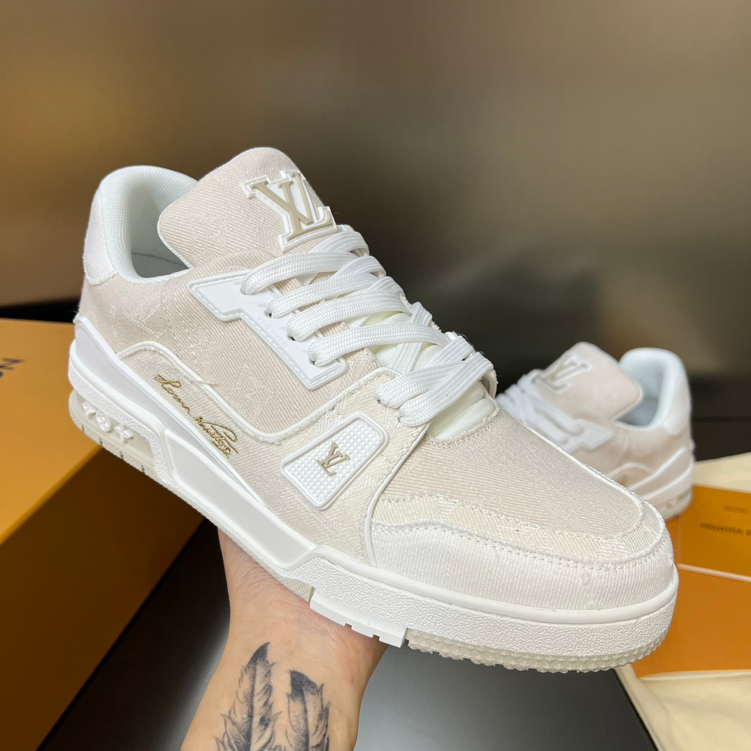 Louis Vuitton Sneakers – Montanamode