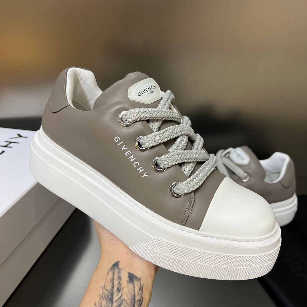 Givenchy Sneakers – Montanamode
