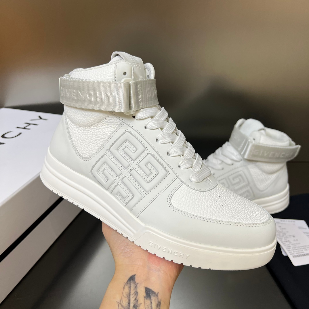 Givenchy Sneakers – Montanamode