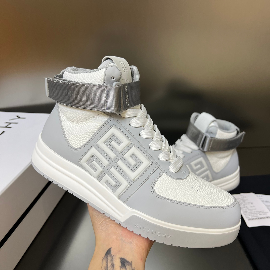 Givenchy Sneakers – Montanamode