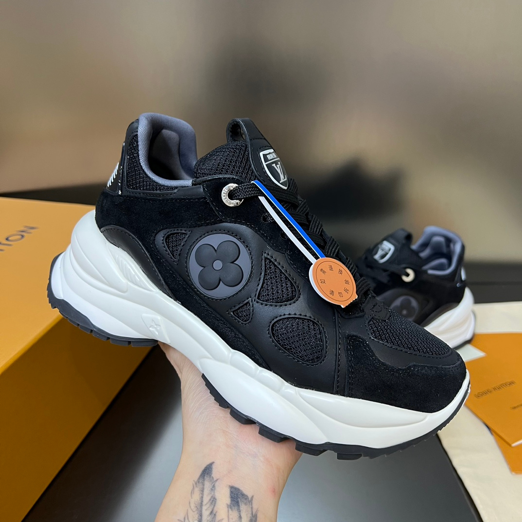 Louis Vuitton Sneakers – Montanamode