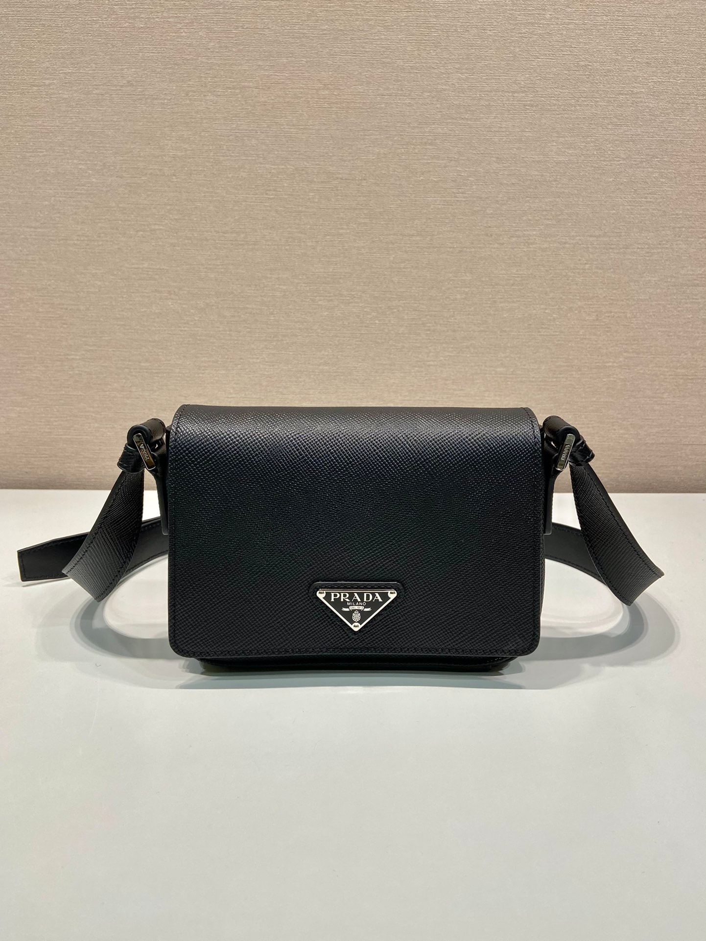 Prada Bag – Montanamode