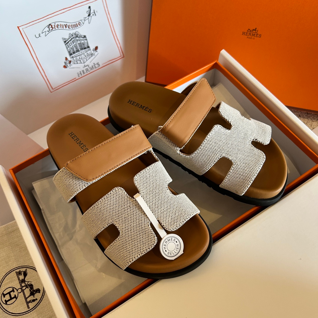 Hermes Sandels – Montanamode
