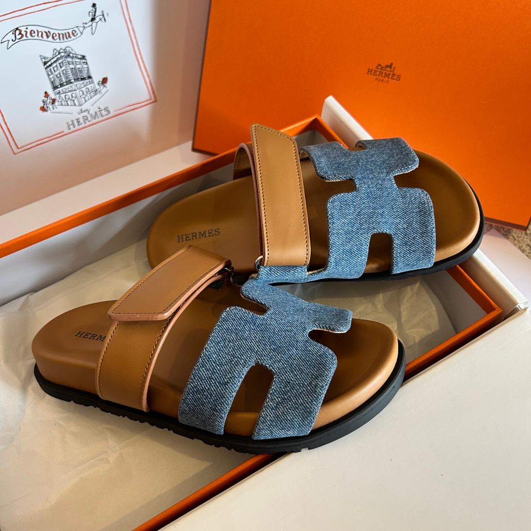 Hermes Sandels – Montanamode