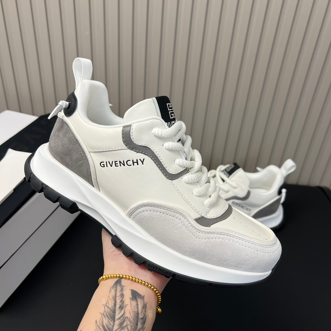 Givenchy Sneakers – Montanamode