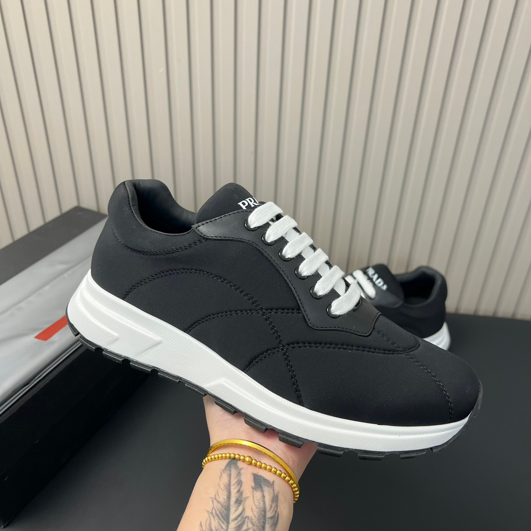 Prada Sneakers – Montanamode