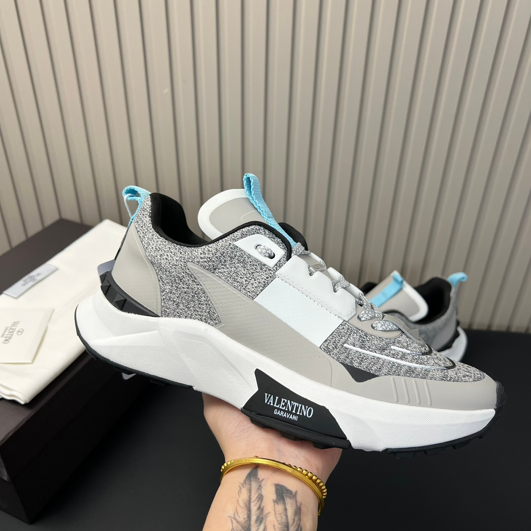 Valentino Sneakers – Montanamode