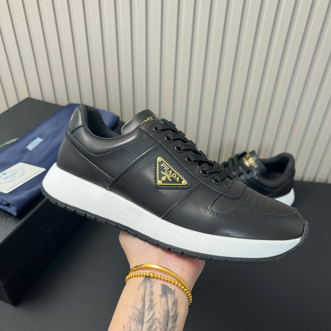 Prada Sneakers – Montanamode
