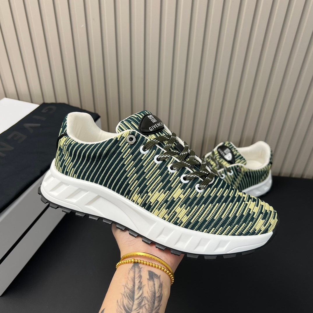 Givenchy Sneakers – Montanamode