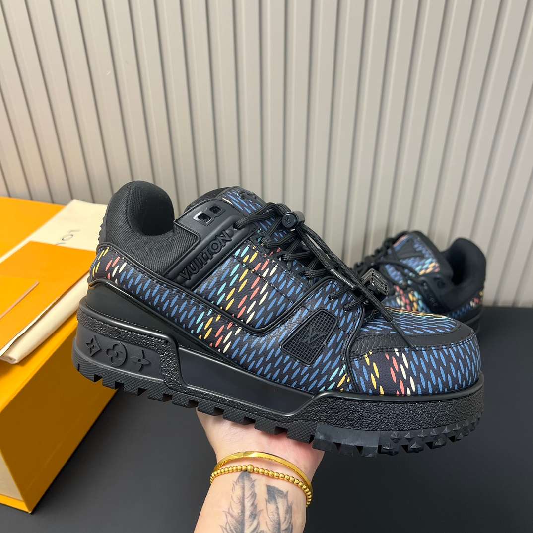 Louis Vuitton Sneakers – Montanamode