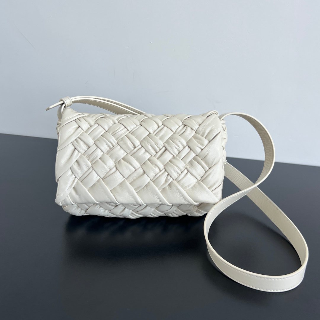 Bottega Veneta Bag – Montanamode