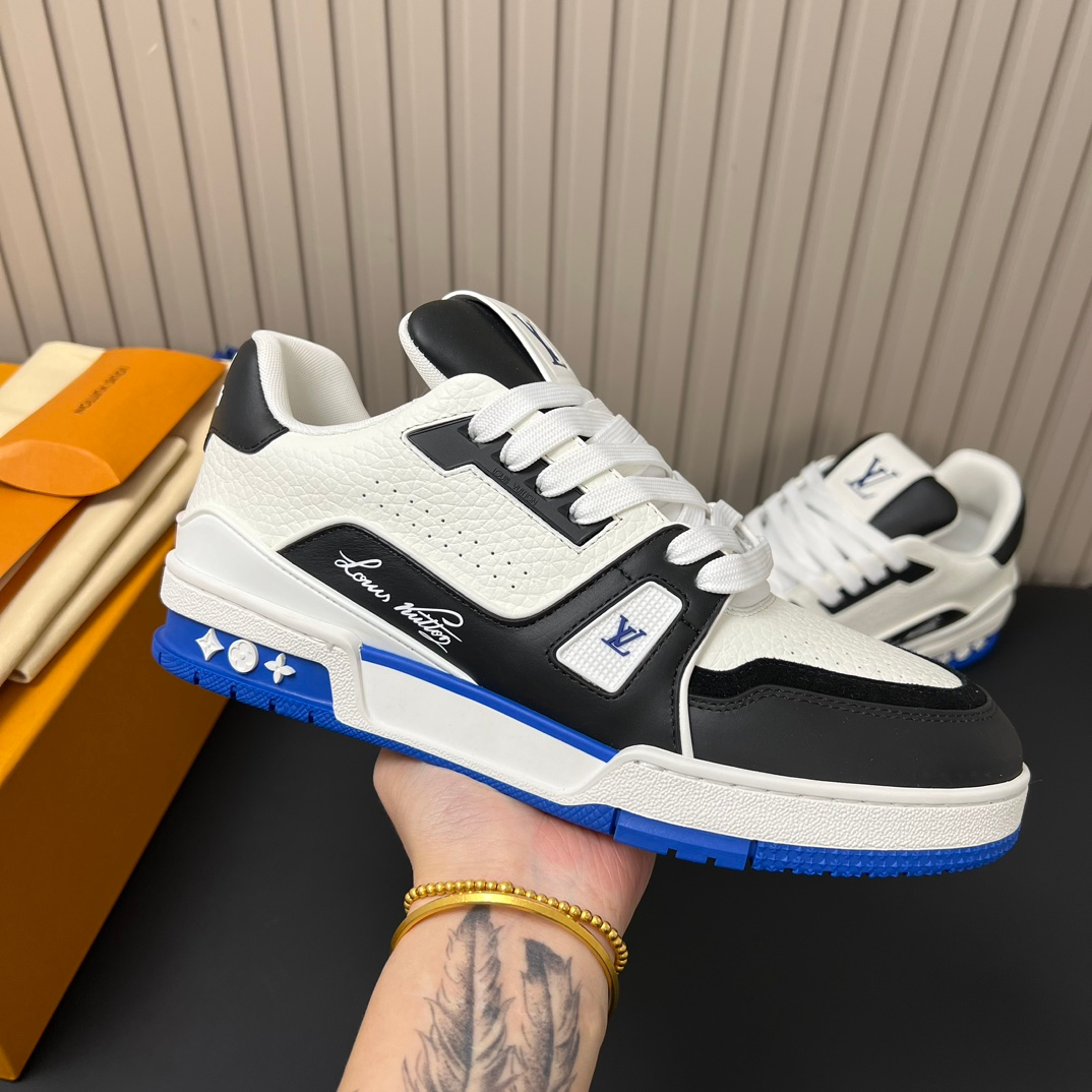 Louis Vuitton Sneakers – Montanamode