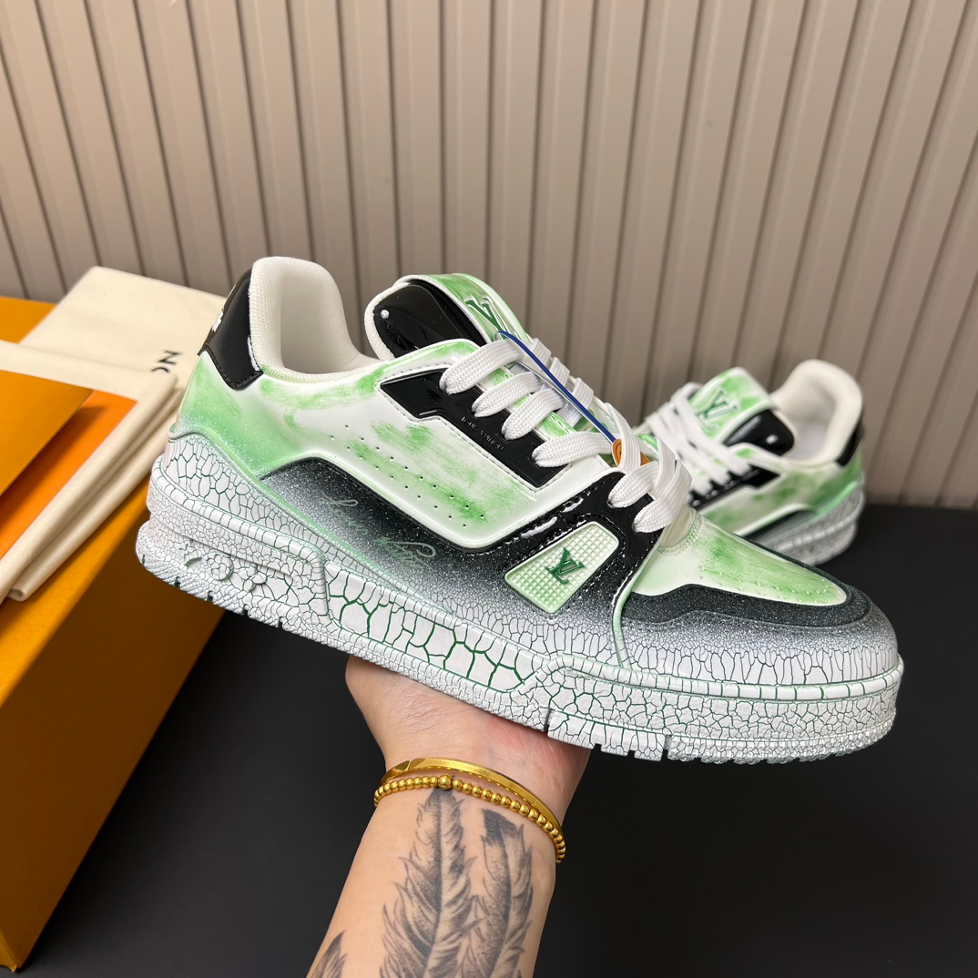 Louis Vuitton Sneakers – Montanamode