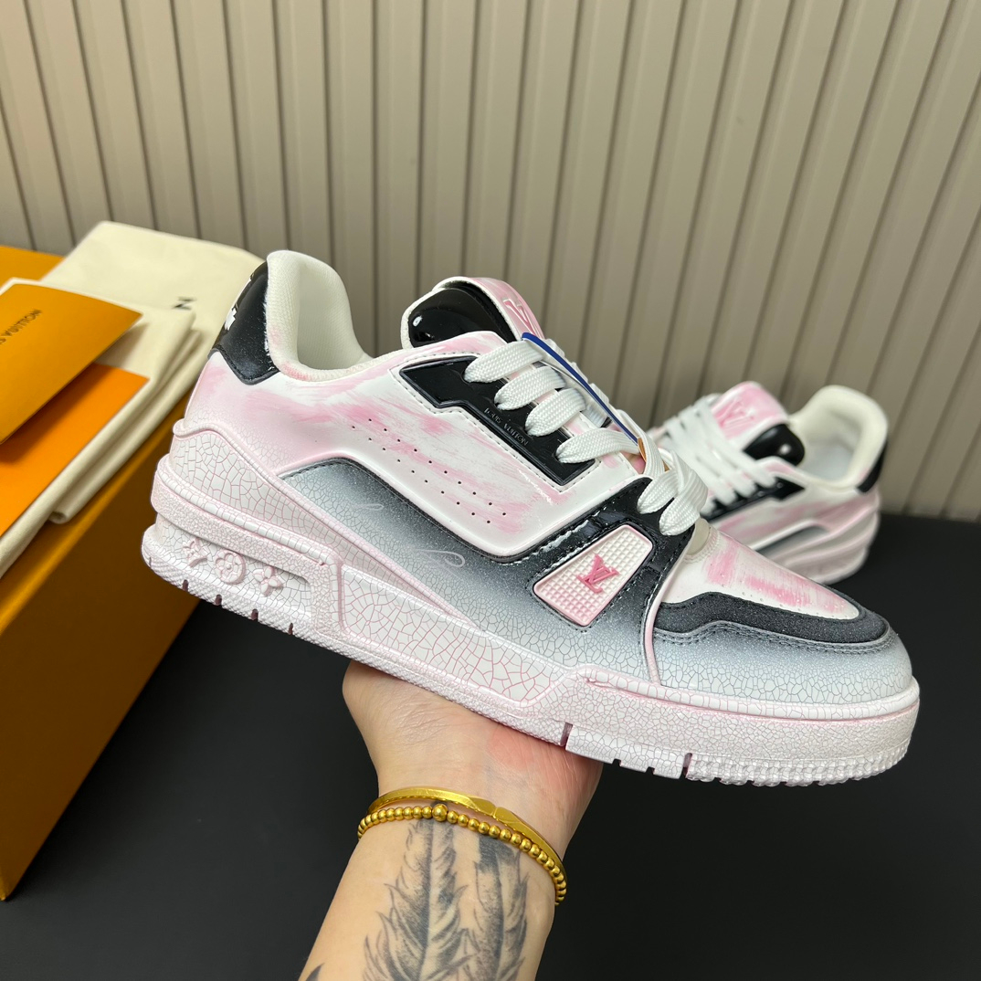 Louis Vuitton Sneakers – Montanamode
