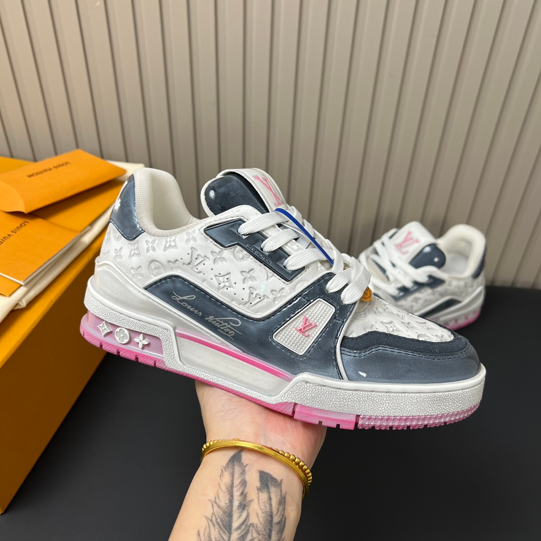 Louis Vuitton Sneakers – Montanamode