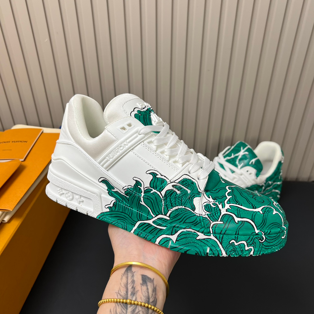 Louis Vuitton Sneakers – Montanamode