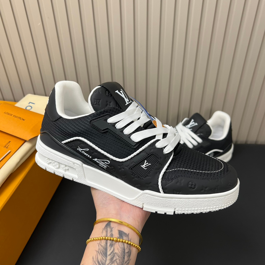 Louis Vuitton Sneakers – Montanamode