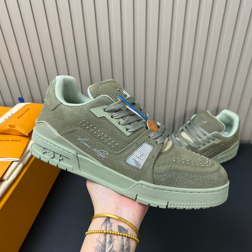 Louis Vuitton Sneakers – Montanamode