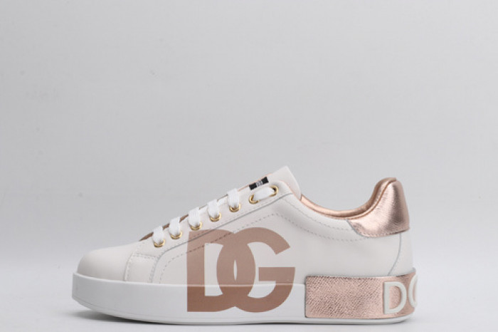 Shop for and buy DG SNEAKERS DG-022