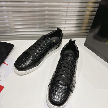 Shop for and buy CHRISTIAN LOUBOUTIN SNEAKERS CL-059