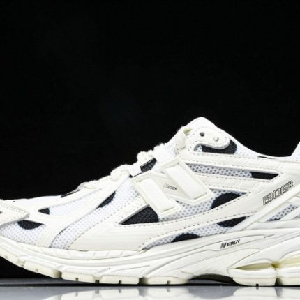 Shop for and buy NEW BALANCE NB-121