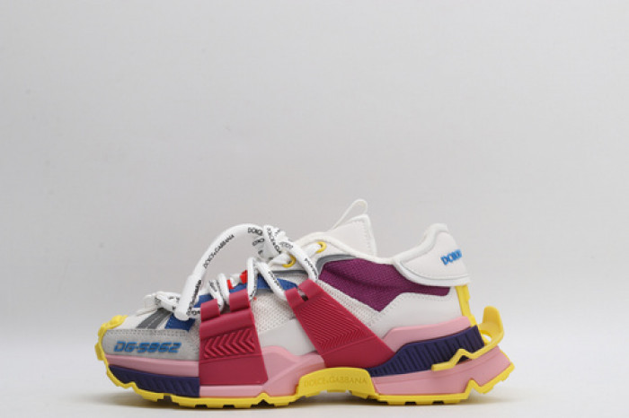 Shop for and buy DG SNEAKERS DG -011